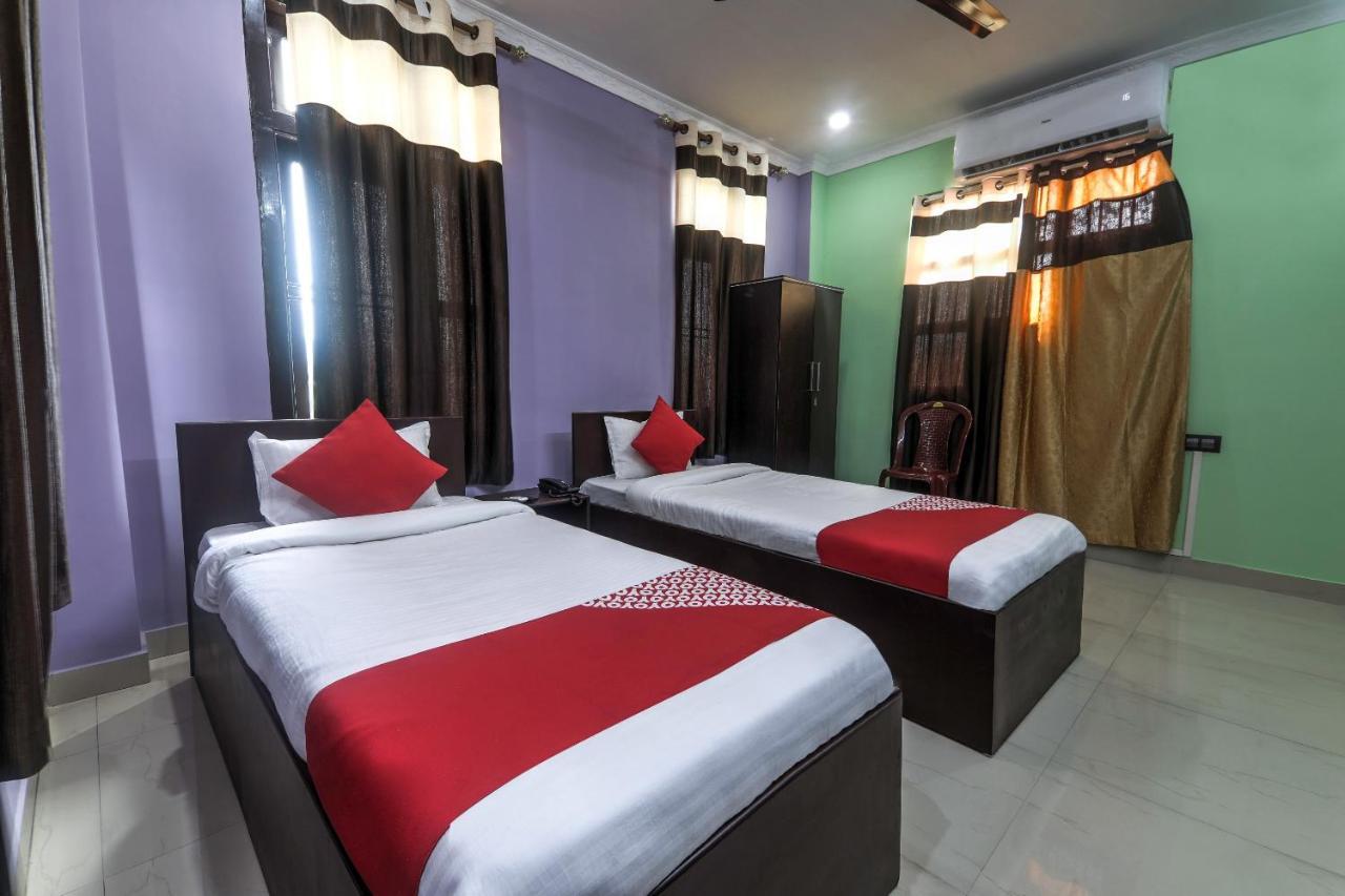 Oyo 13927 Green View Guest House Dispur Exterior foto