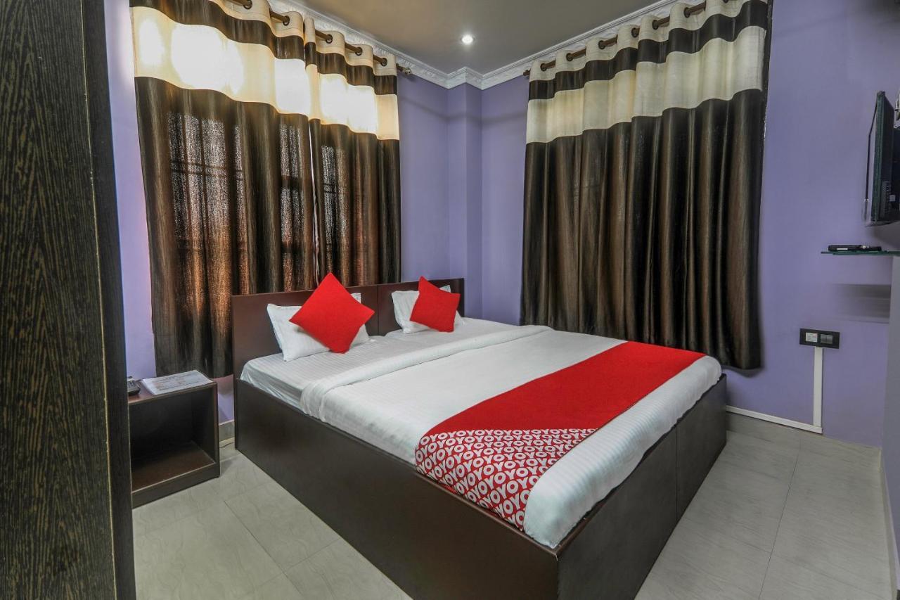 Oyo 13927 Green View Guest House Dispur Exterior foto